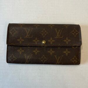Vintage Louis‎ Vuitton monogram Sarah wallet